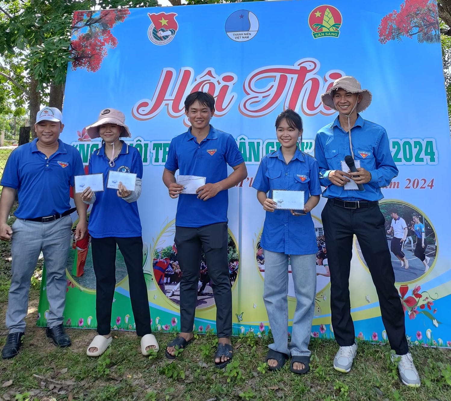 Trao giải cho các nội dung tham gia tranh tài